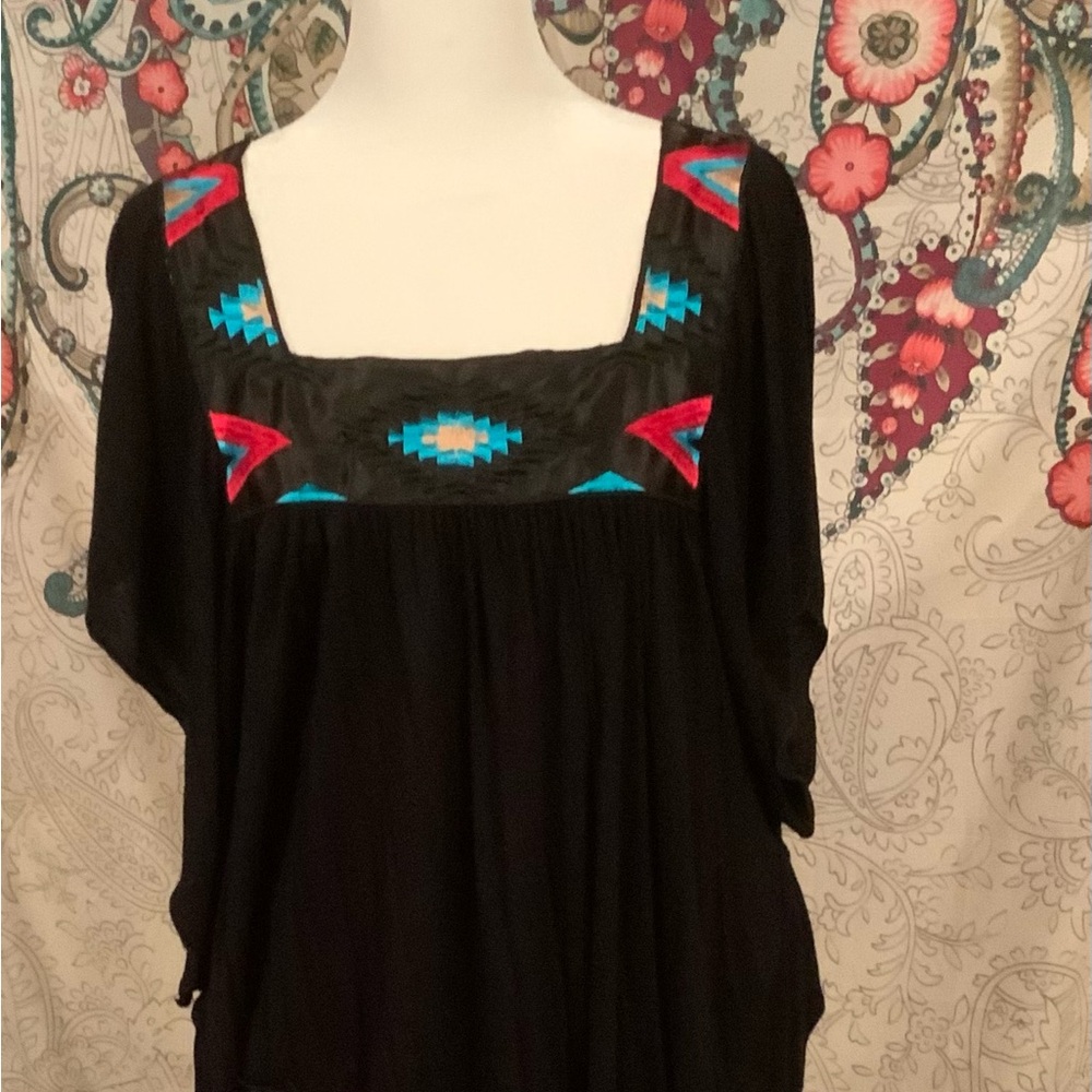 Charlotte Russe Size Medium Black Top with Colorful Red Blue Embroidery